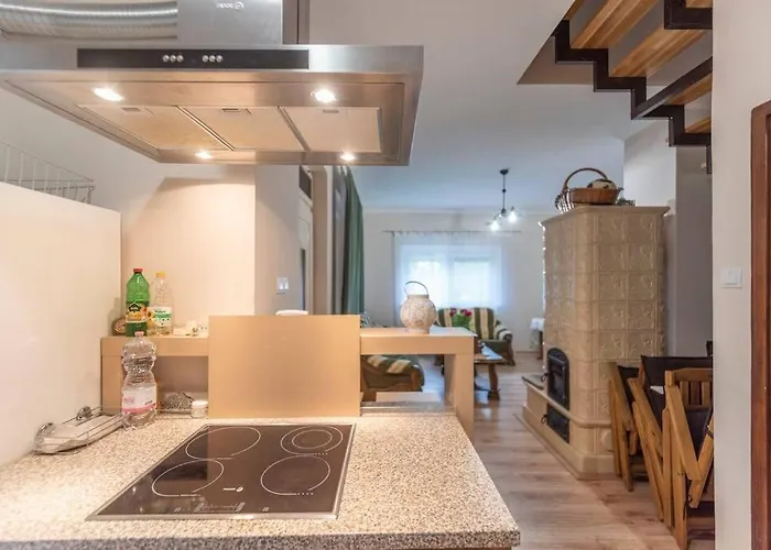 Cedrus Nyaralohaz, Gyoparosfuerdo * オロシュハーザ